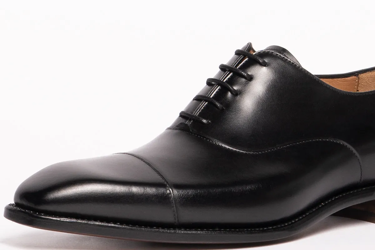 Carlos Santos 8627 Cap-Toe Oxford In Black Calf