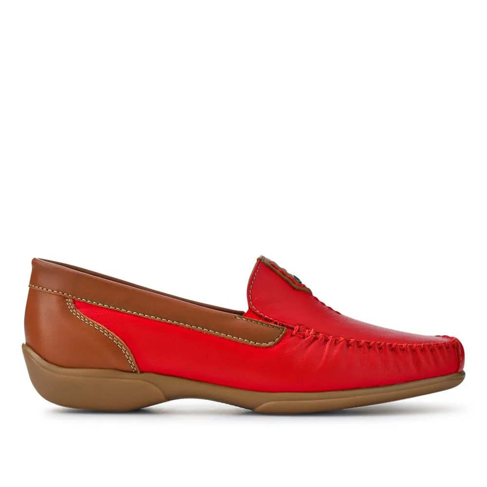Leather Moccasins - CONT39003 / 325 242