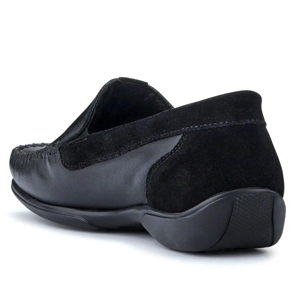 Leather Moccasins - CONT39003 / 325 242