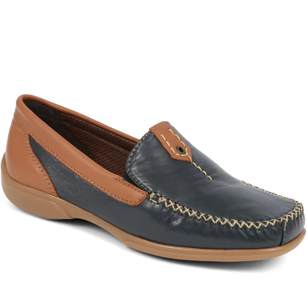 Leather Moccasins - CONT39003 / 325 242