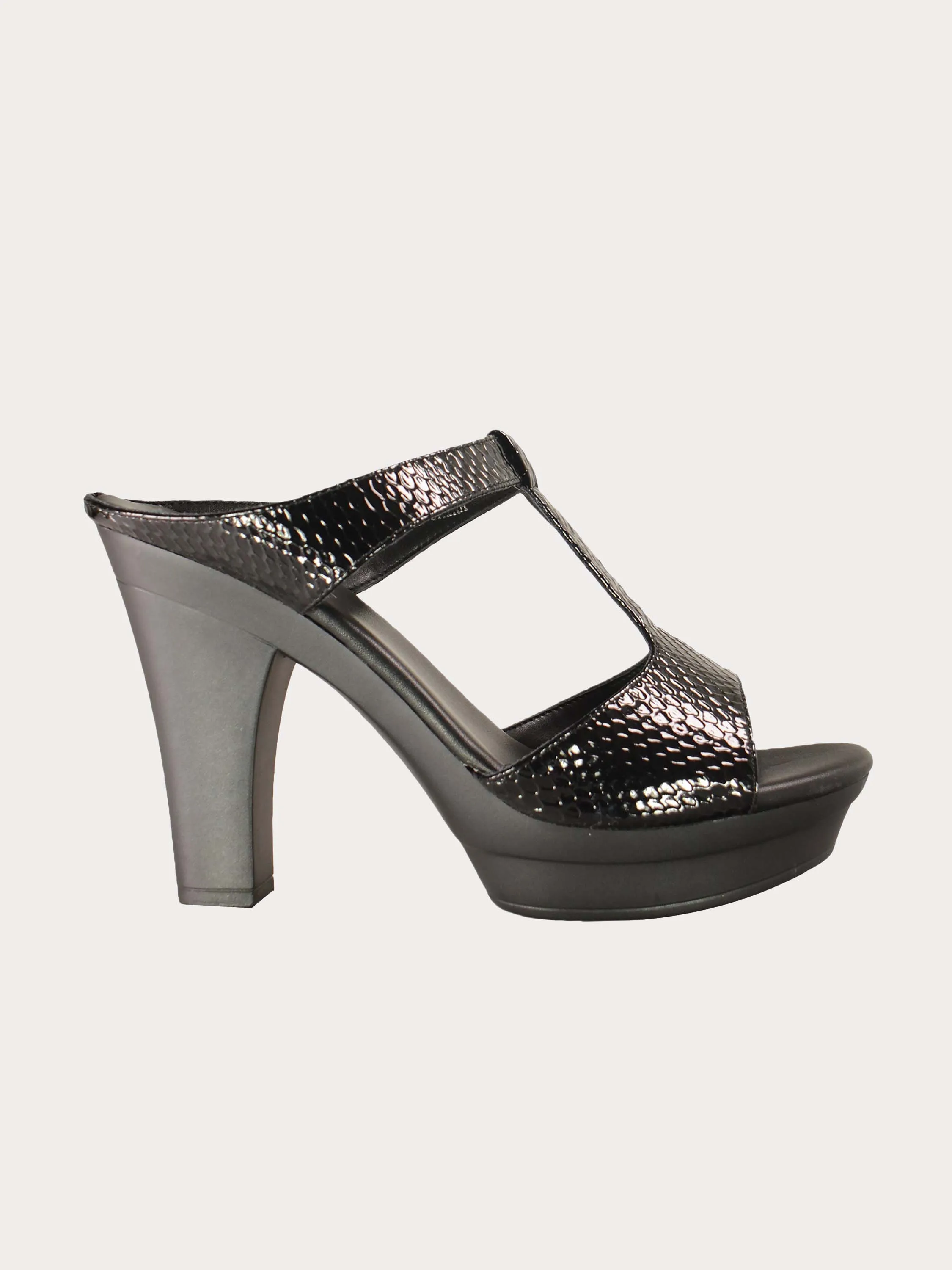 Michelle Morgan 414A7215 Imperial Heeled Sandals