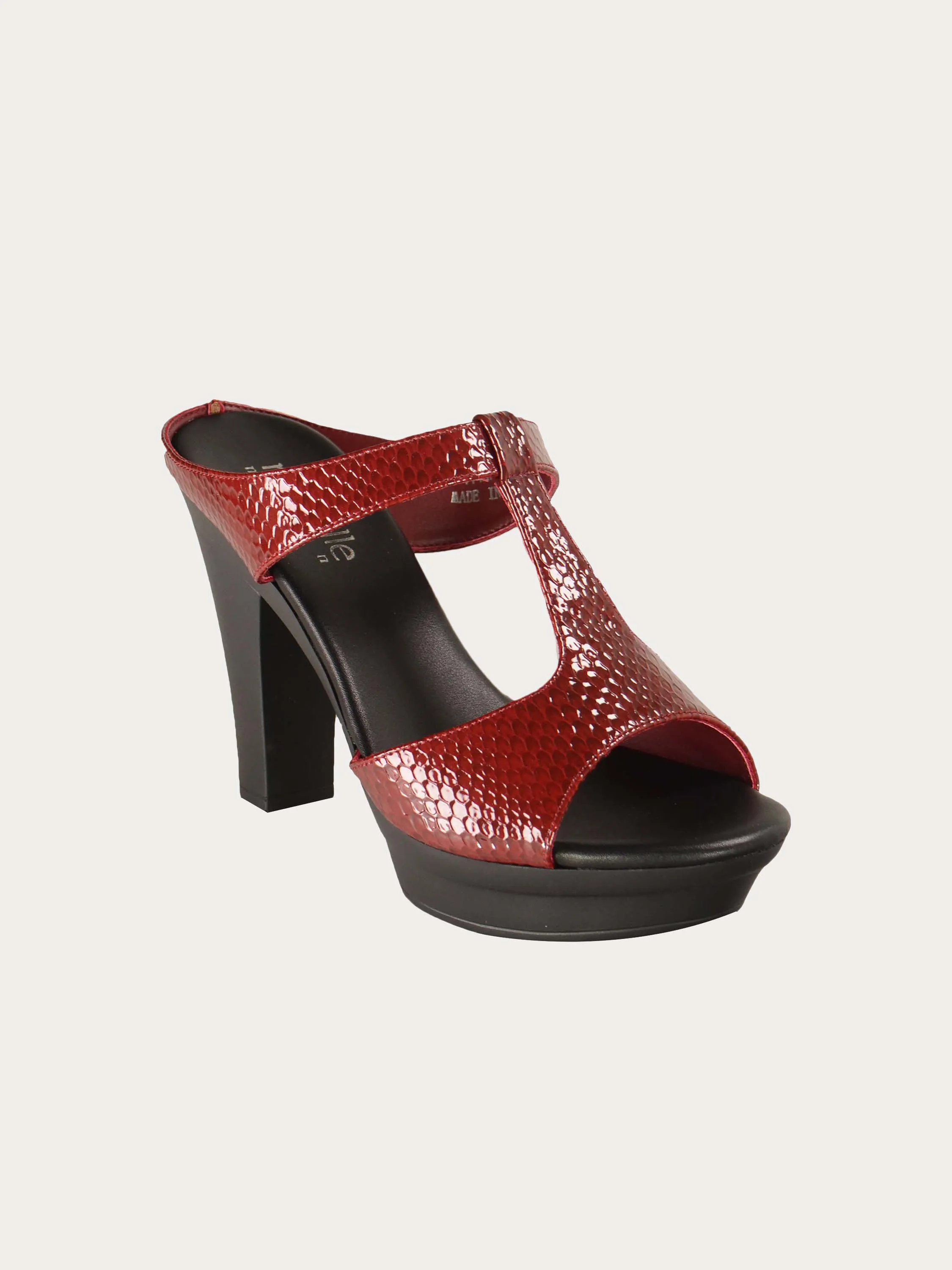 Michelle Morgan 414A7215 Imperial Heeled Sandals
