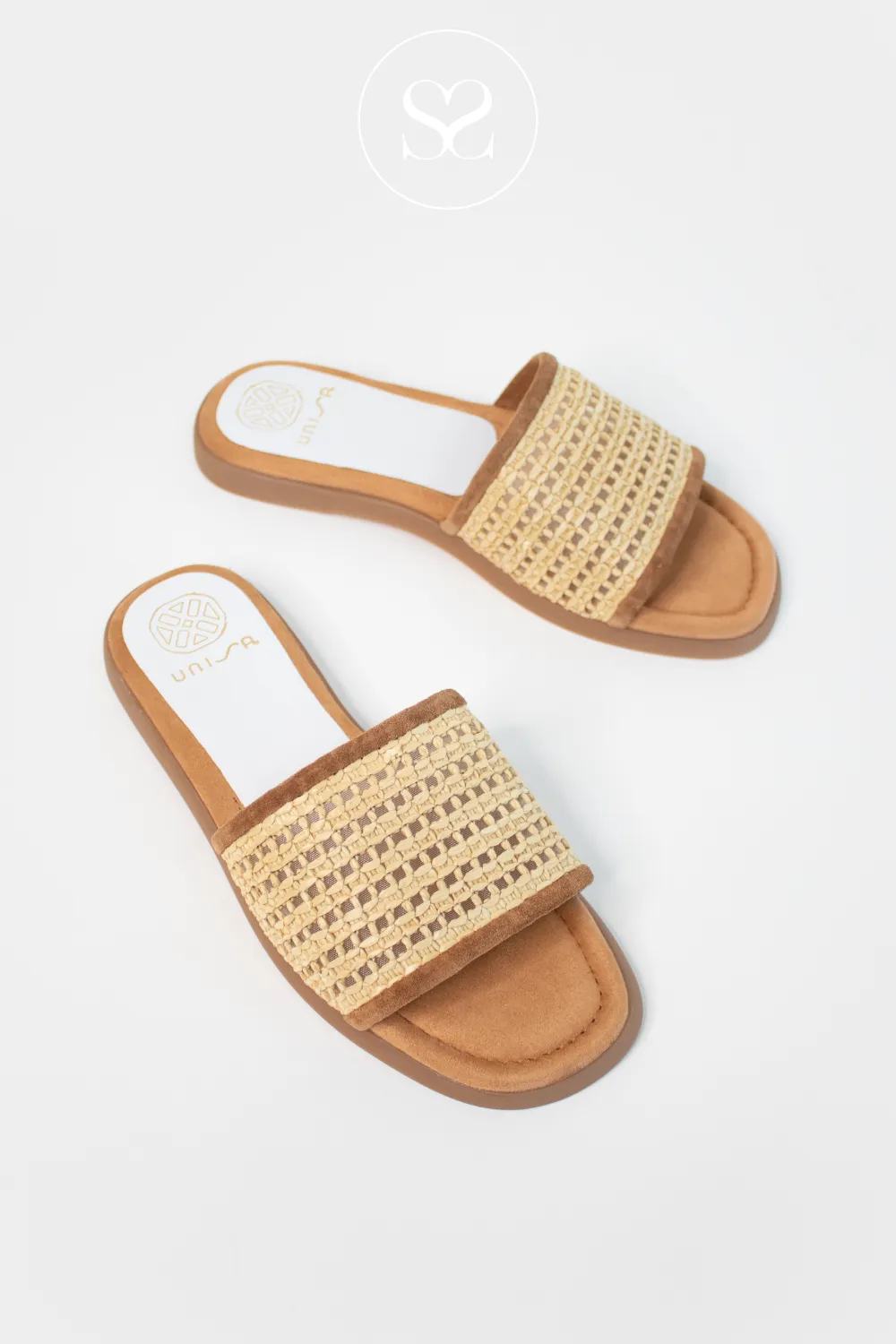 UNISA CHEEK BEIGE/NATURAL LEATHER SLIP-ON LOW BLOCK HEEL SANDALS